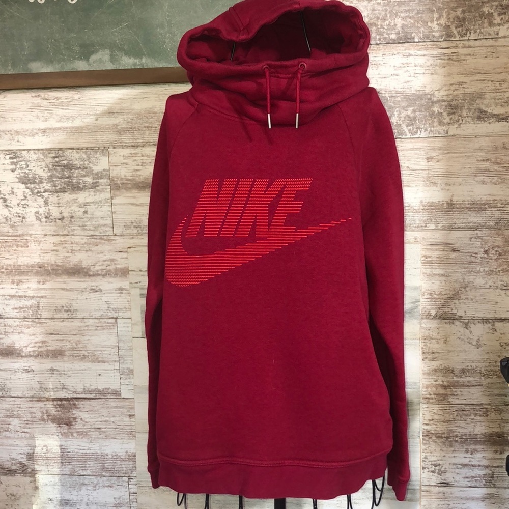 Nike Women's Sportswear Rally Funnel Neck Graphic Hoodie Noble Red size medium​​
